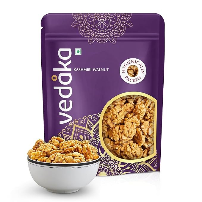 j1 Vedaka Walnut Kernels (Kashmiri Walnut) (500 G) | Walnut Without Shell | 100% Natural | Travel Snack | Indian Snack - Image 1