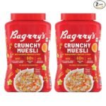 Bagrry's Crunchy Muesli | 40% Fibre Rich Oats with Bran | 82% Multi Grains, Almonds, Raisins & Honey | Breakfast Cereal | Natural Muesli, 1000g Jar, Pack of 2